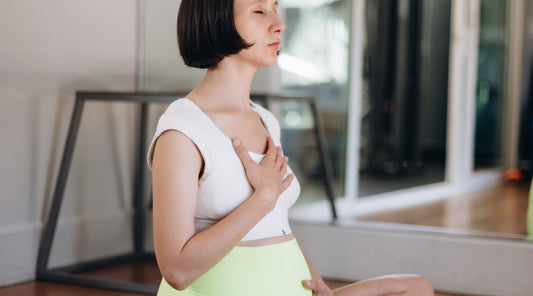 Posture and Pregnancy: Essential Tips and Exercises for Expectant Mothers | Etalon