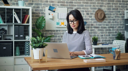 How to improve posture while sitting | Etalon