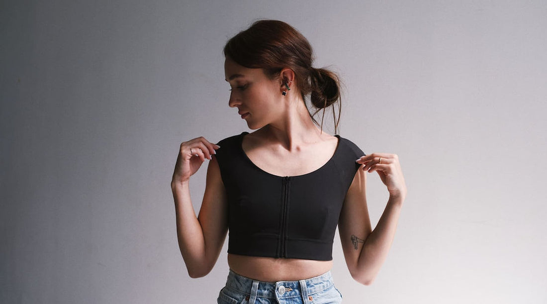 Woman wearing Etalon posture bra, showcasing proper fit and support.