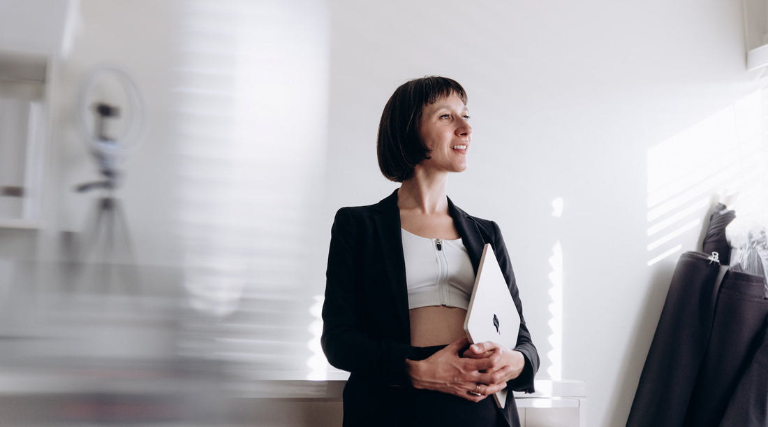 Why the Etalon Posture Bra Is Ideal for Office Wear | Etalon