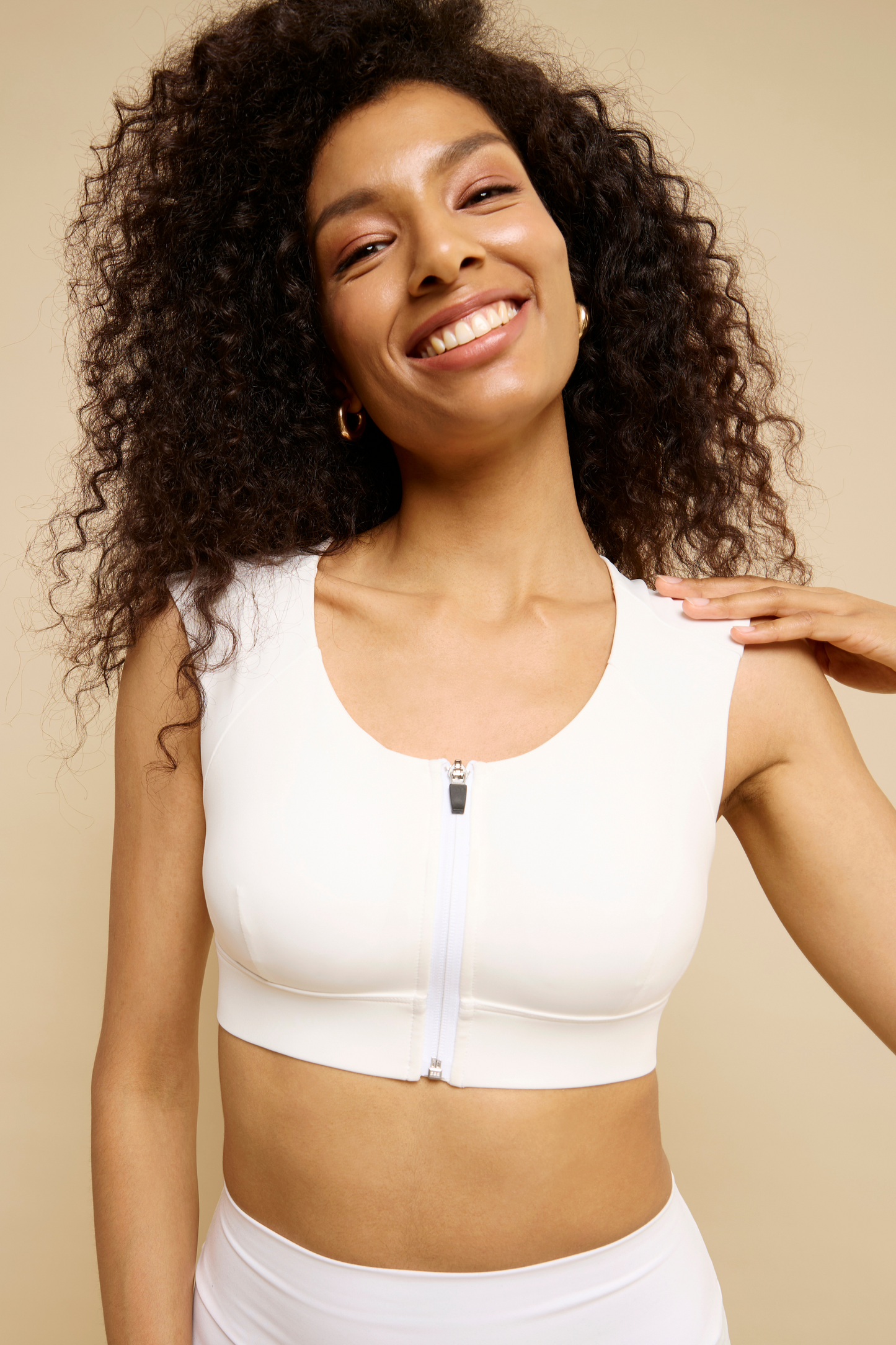 Everyday posture bra for improved spinal alignment.